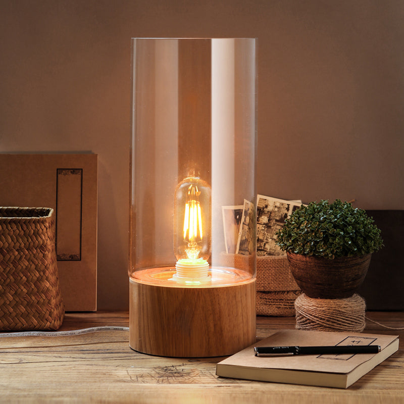 Lumeo – elegante cilindervormige tafellamp met houten voet