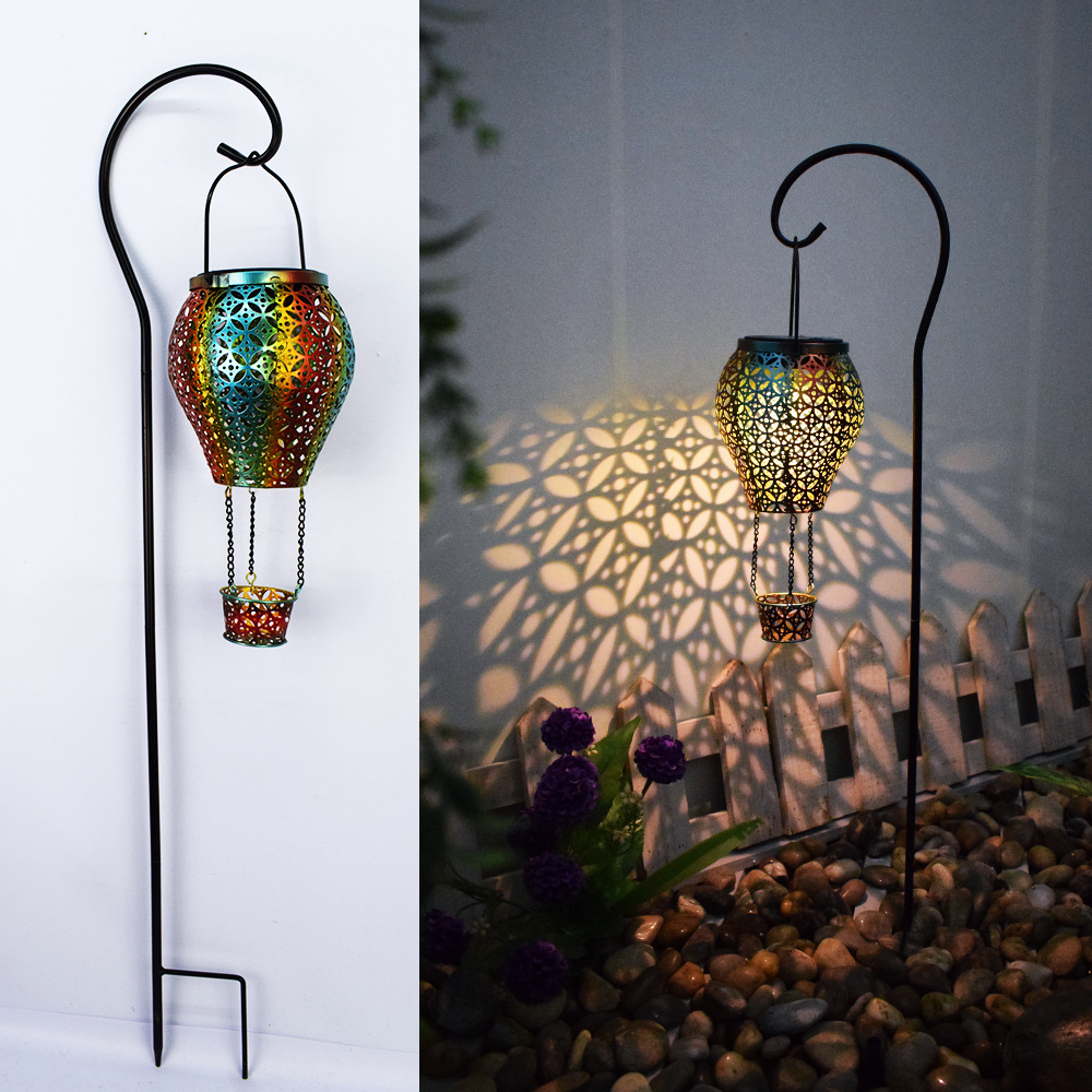 Smeedijzeren holle solar tuinlamp