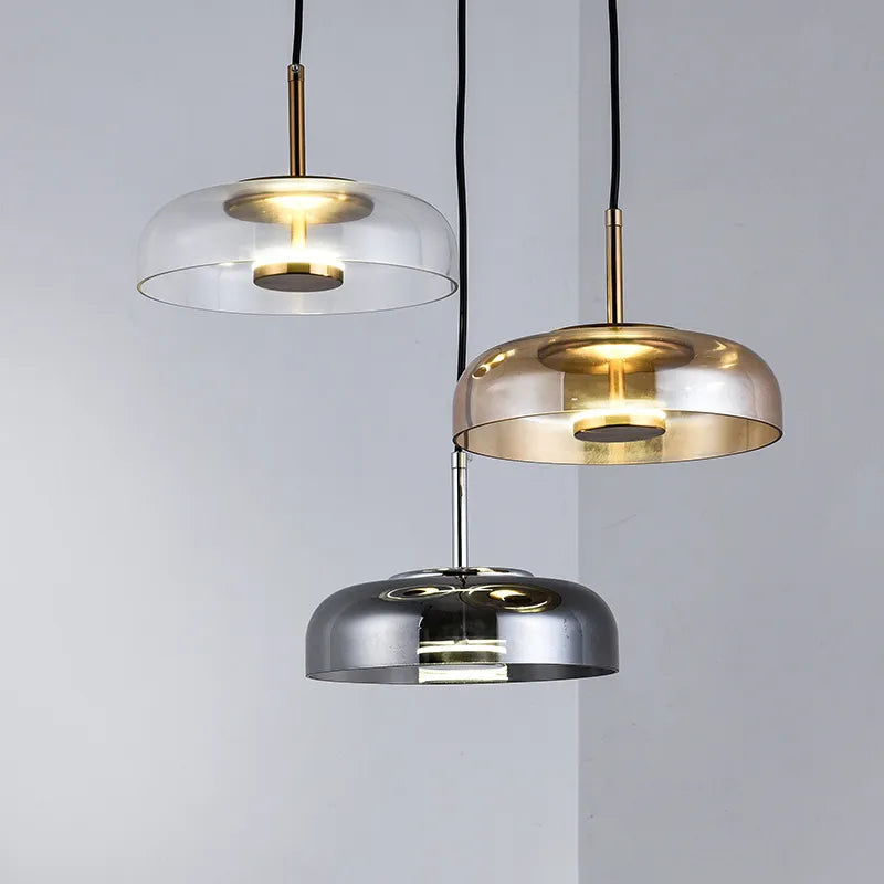 Moderne hanglamp voor de keukentafel