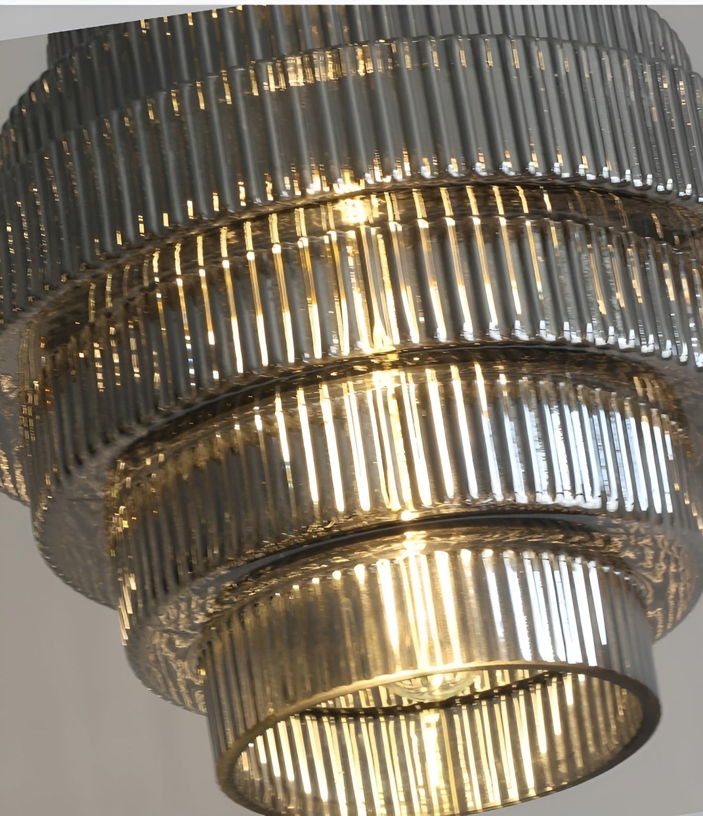 Curve - archaïsche kroonluchter met trapsgewijs ontwerp