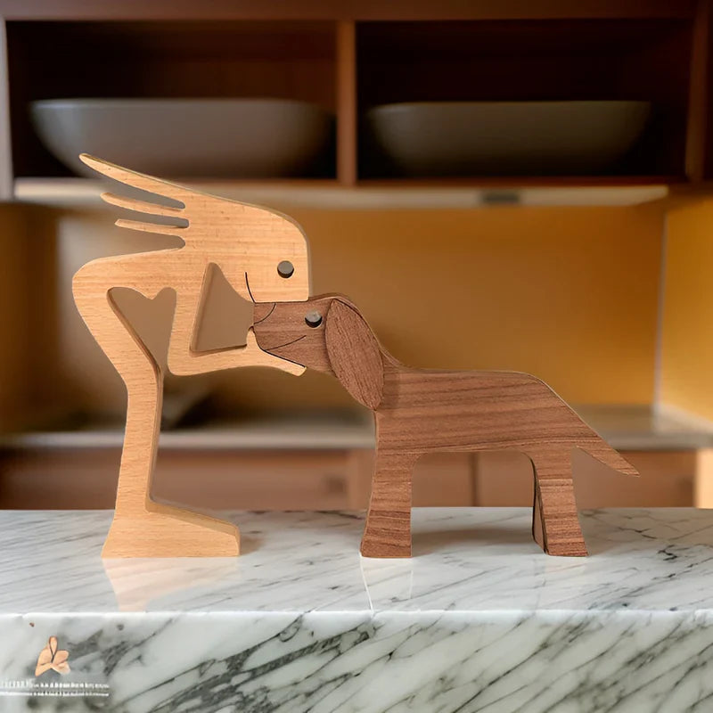Paws of love - hond en man handgemaakte houten sculptuur - symbool voor eeuwige band