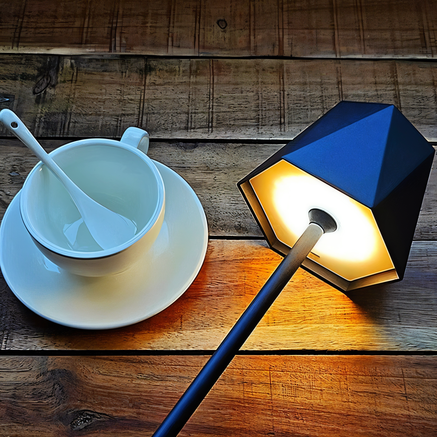 PolyLamp - draagbare zeshoekige led tafellamp - waterdicht en oplaadbaar