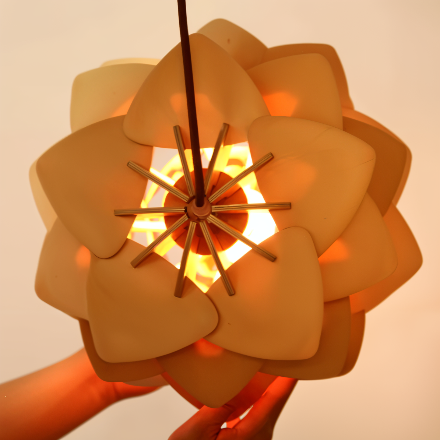 Rustieke dennenappel hanglamp - handgemaakte dennenappel lamp