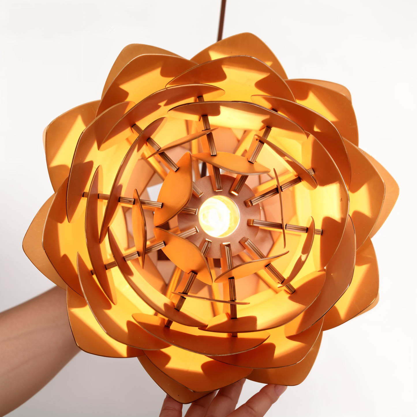 Rustieke dennenappel hanglamp - handgemaakte dennenappel lamp