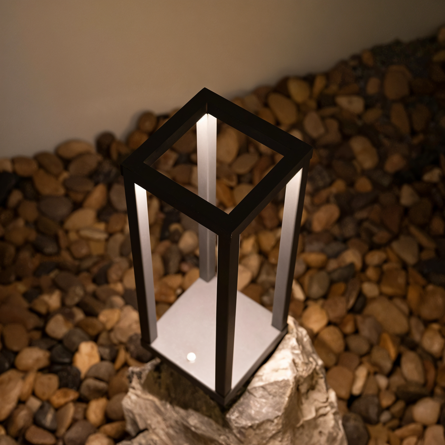 VerticaBeam - 3D rechthoekige zwarte led tafellamp