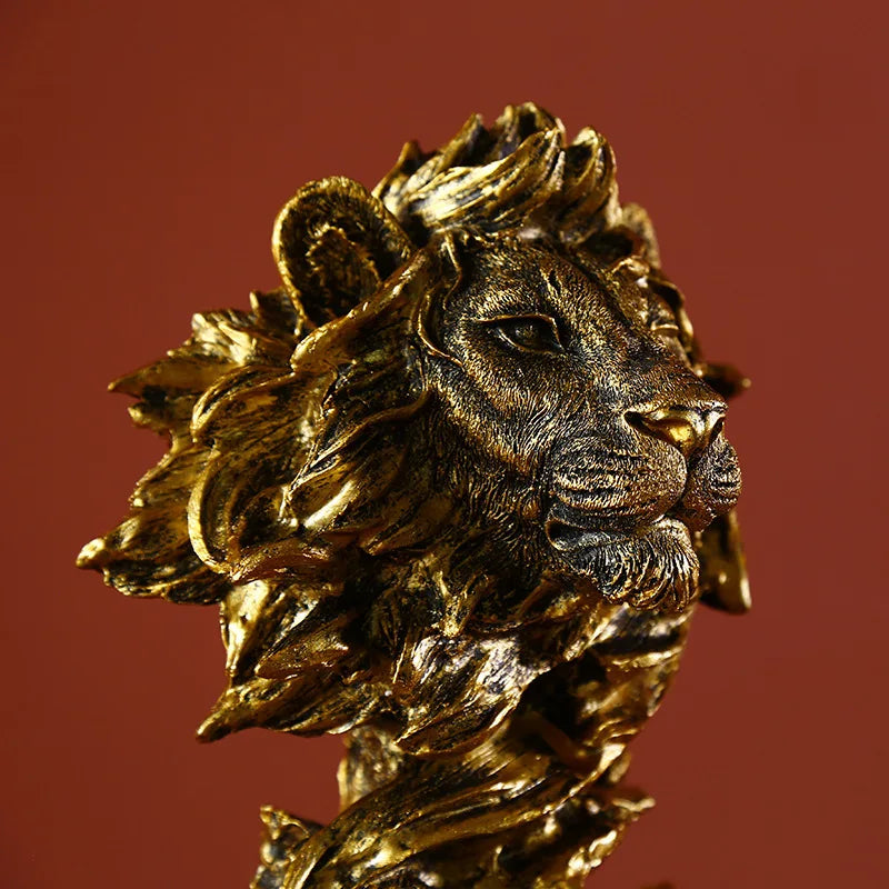 CourageousKing - leeuwstandbeeld