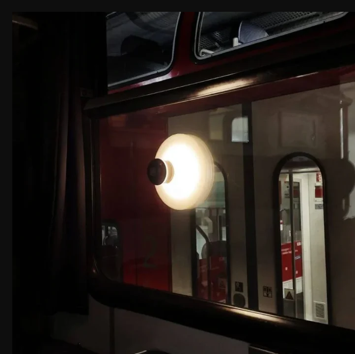 Oplaadbare zuignapverlichting