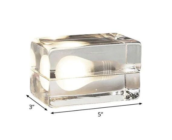 BrightCube - Minimalistische tafellamp met transparante glazen kubus