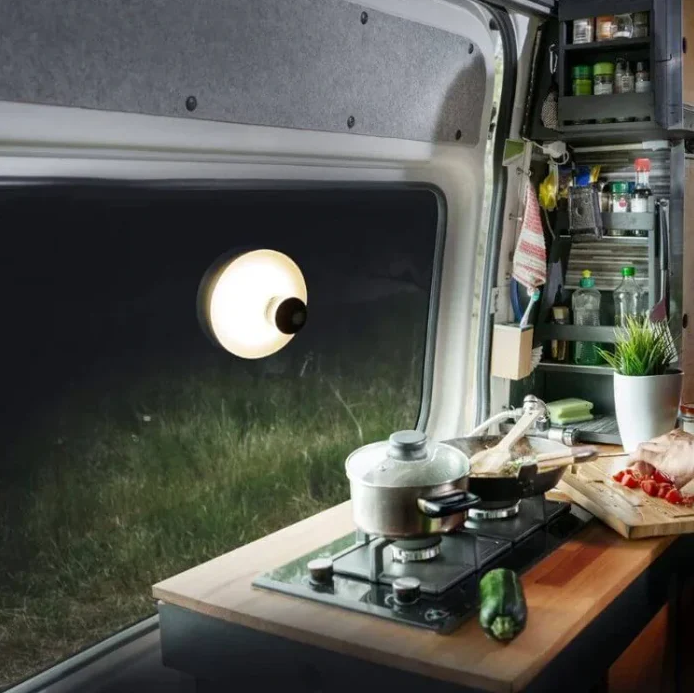 Oplaadbare zuignapverlichting