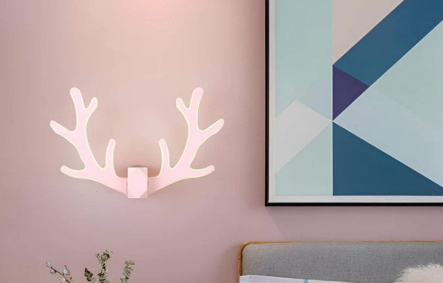 AntlerGlow | Elegante LED-wandlamp in modern gewei-design