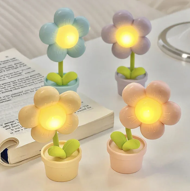 BloomLite | kleine bloem tafellamp