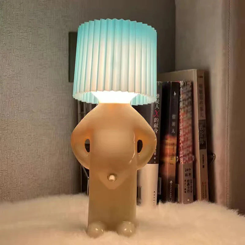 Staande man - de grappigste tafellamp die er is, creatief cadeau