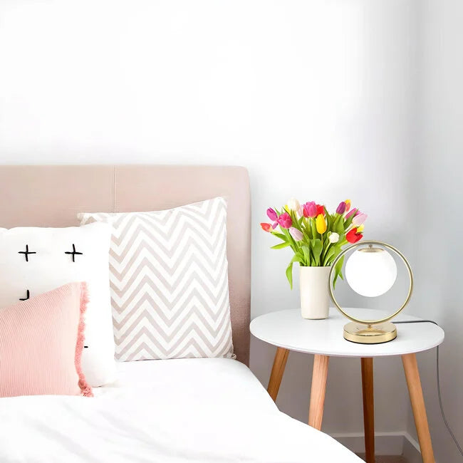 Gouden design tafellamp met matglas - gene