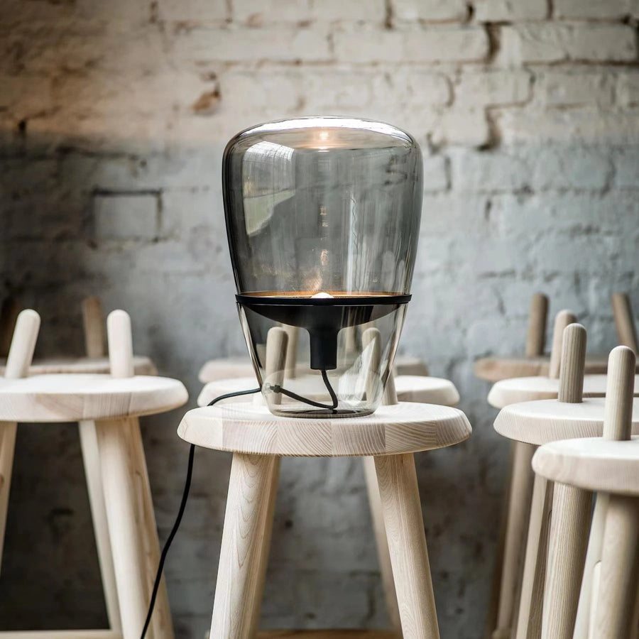 Glazen tafellamp voor de woonkamer - elegante binnenverlichting