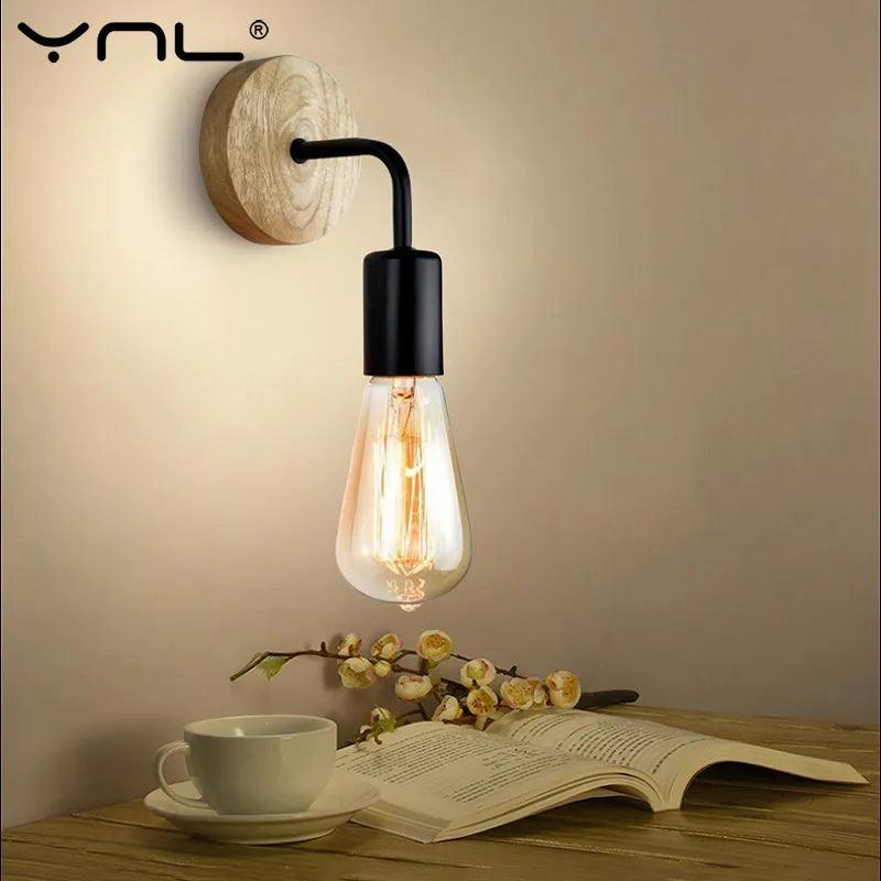 Houten wandlamp