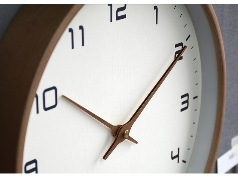EleQuartz clock - ronde wandklok - noordse houten wandklok