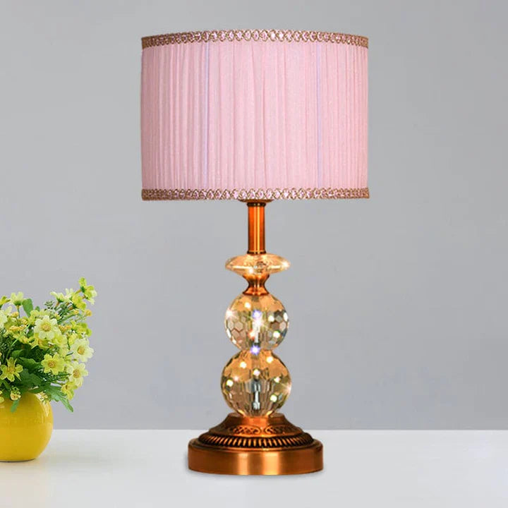 KristalGlow – tischlampe mit konischer form und geschliffenen kristallkugeln