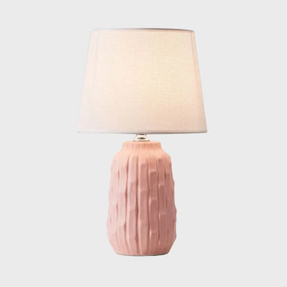 Eclat – design tafellamp met conische kap en cilindrische keramische voet