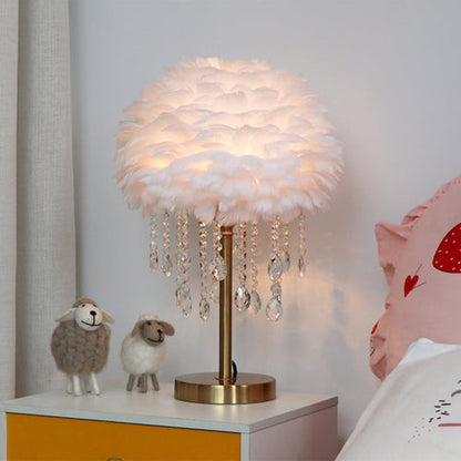 Elegant Light - romantische tafellamp van veerkristal