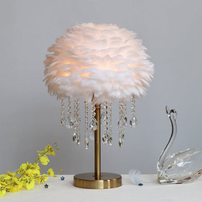 Elegant Light - romantische tafellamp van veerkristal