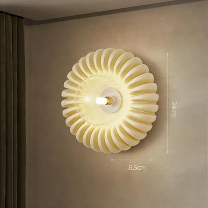 CreativeGlow – moderne wandlamp van hars voor de slaapkamer