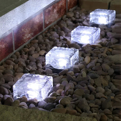 SolarCube – stijlvolle solarlamp voor in de tuin