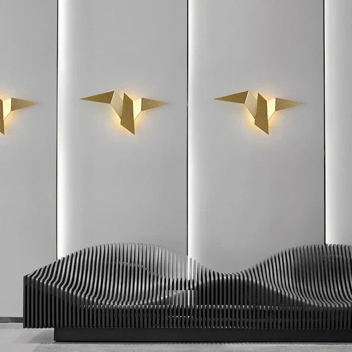 Creatief - ijzeren wandlamp in de vorm van een vogel