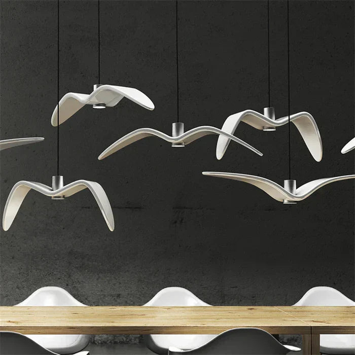 SnavelSchittering | Plafondlamp in vogeldesign