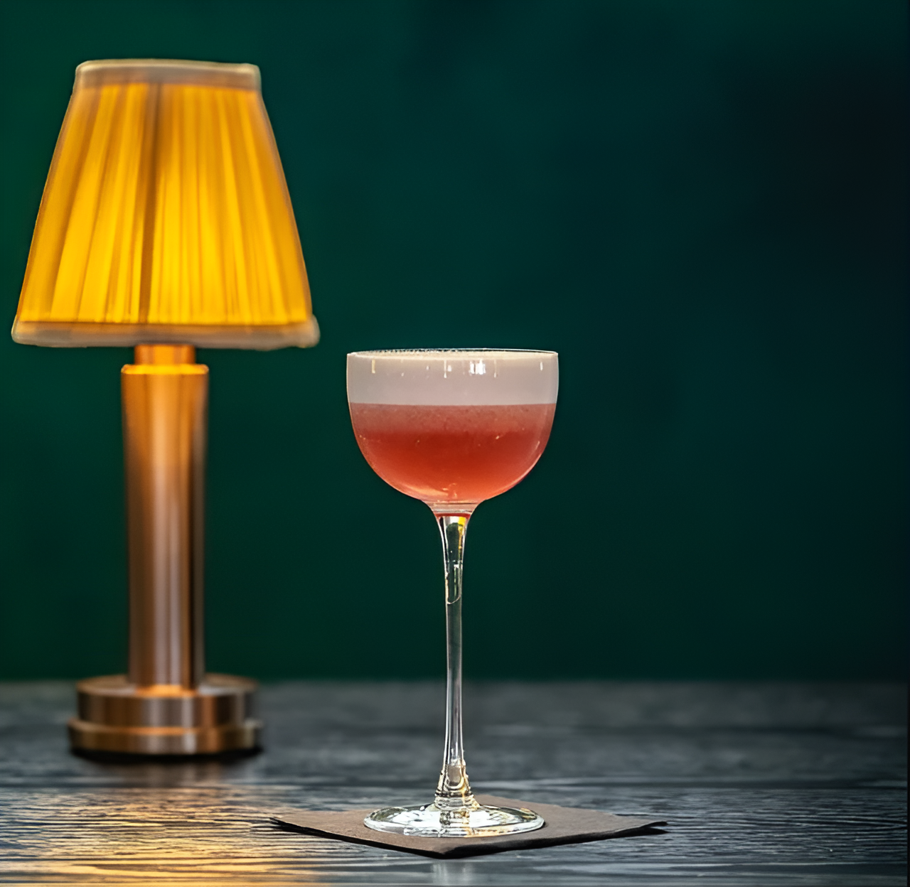 Vintage flare - aluminium tafellamp dimbaar stoffen bar lampenkap