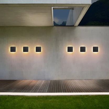 AquaGlow - elegante waterdichte led-wandlamp van aluminium