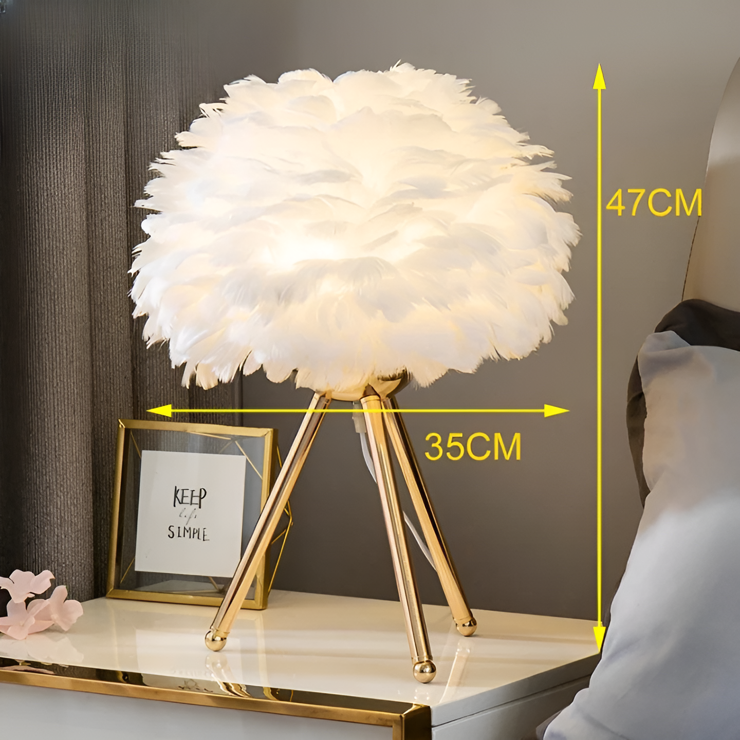 Feather Glow - handgemaakte tafellamp van struisvogelveren voor een romantische sfeer