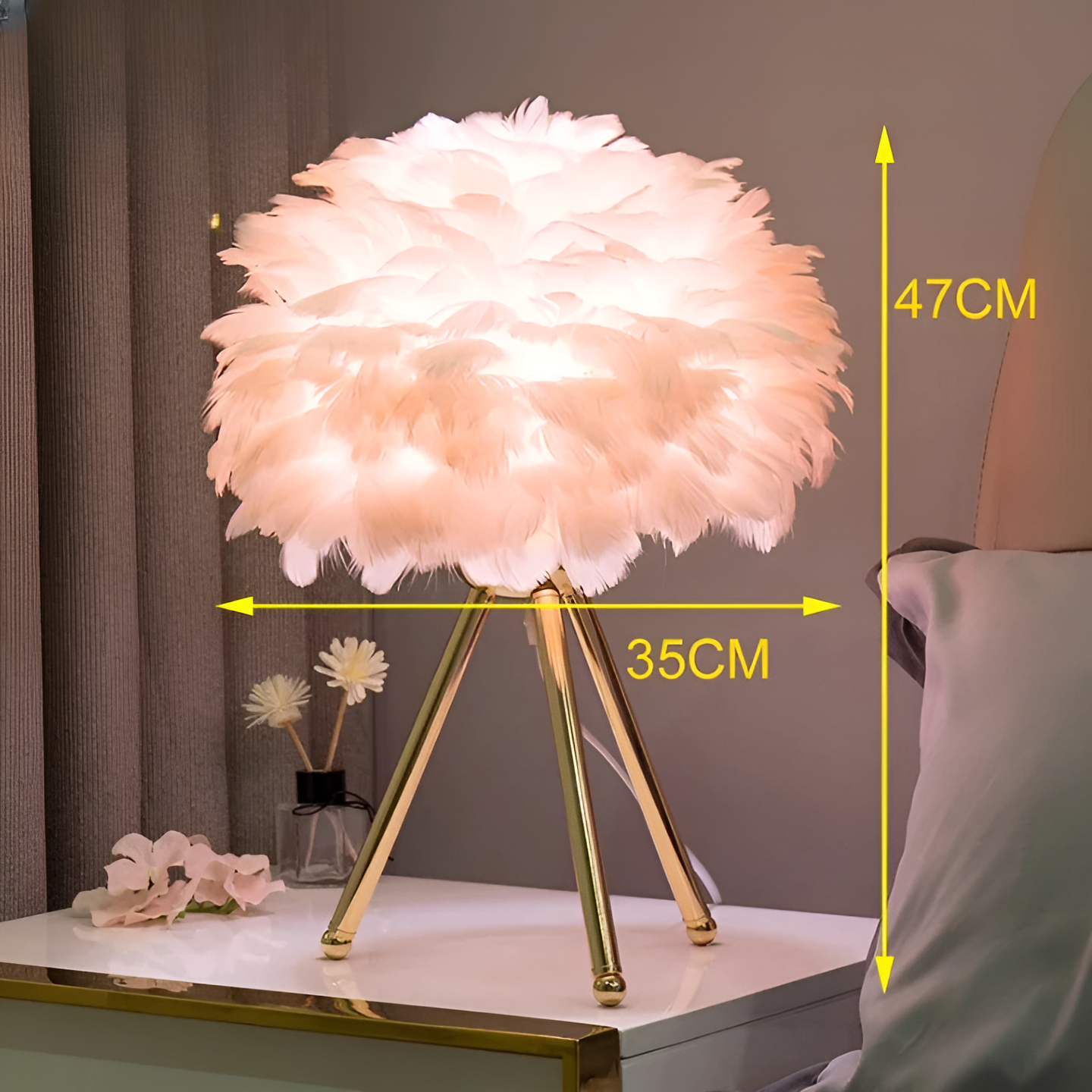 Feather Glow - handgemaakte tafellamp van struisvogelveren voor een romantische sfeer