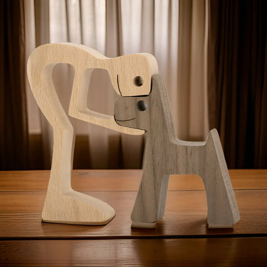 Paws of love - hond en man handgemaakte houten sculptuur - symbool voor eeuwige band