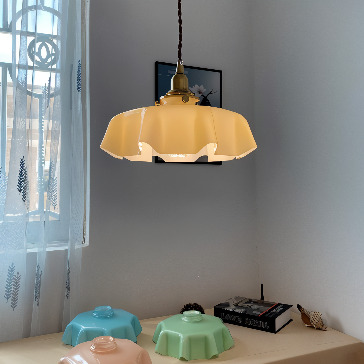 RetroTint hanglamp - bloemvormige led-hanglamp met crème glazen kap