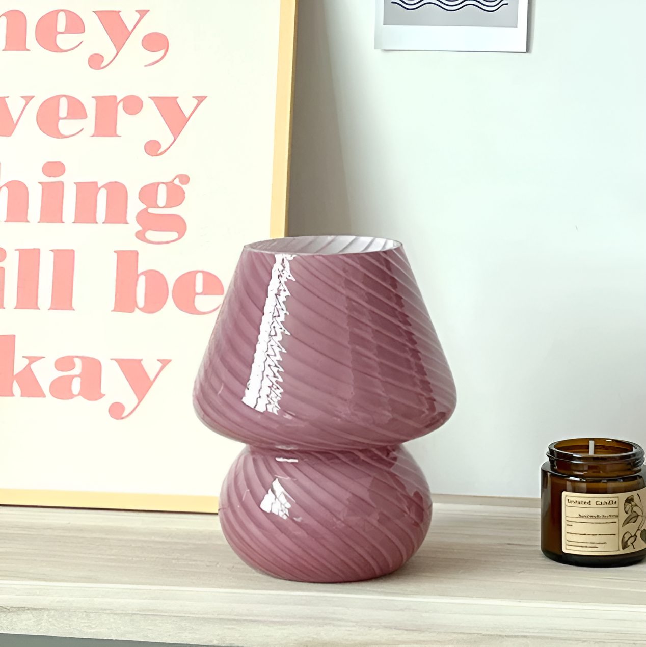 Striped Glow - een handgeblazen gestreepte glazen tafellamp