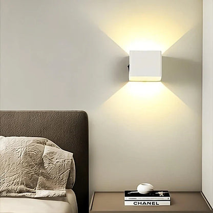 De verstelbare zenGlow wandlamp met bewegingssensor