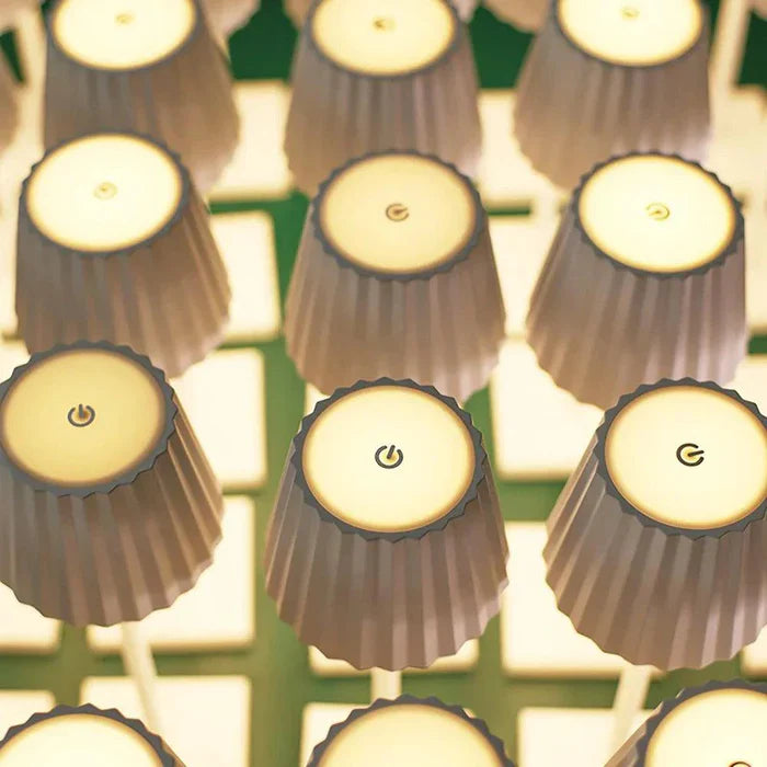 Draadloze LED-tafellamp, perfect voor moderne woonruimtes en stijlbewuste gebruikers