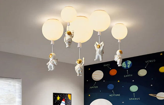 Astronova | Moderne LED-plafondlamp met maan- en astronautendesign
