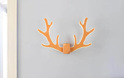 AntlerGlow | Elegante LED-wandlamp in modern gewei-design