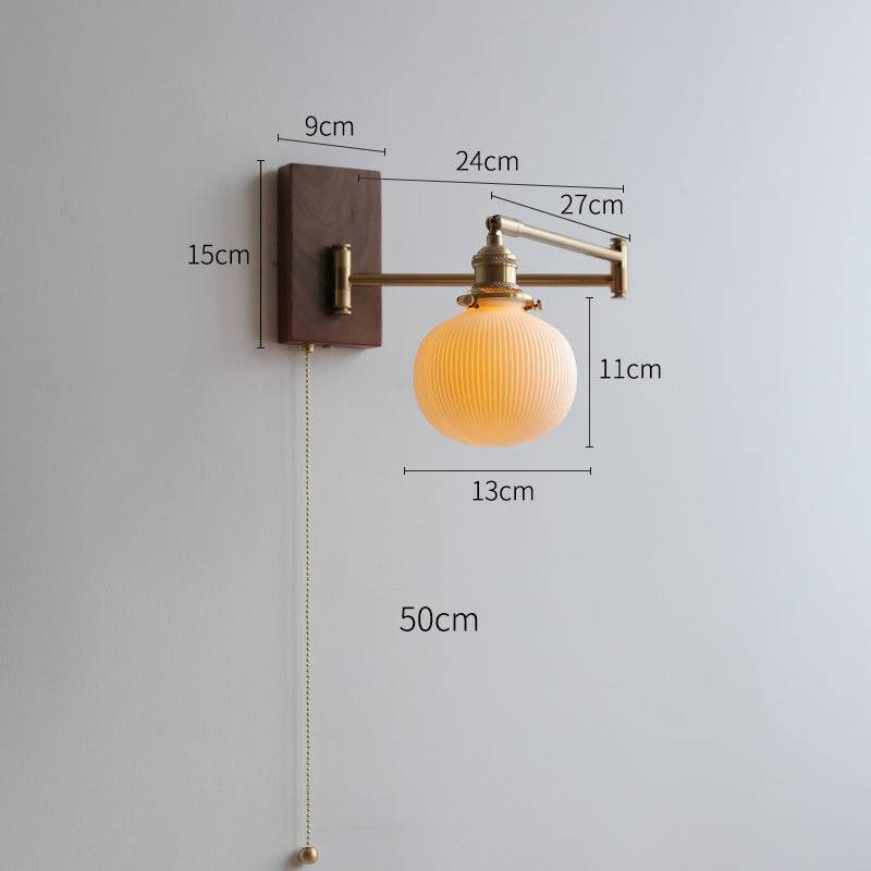 Keramische wandlamp met houten plaat