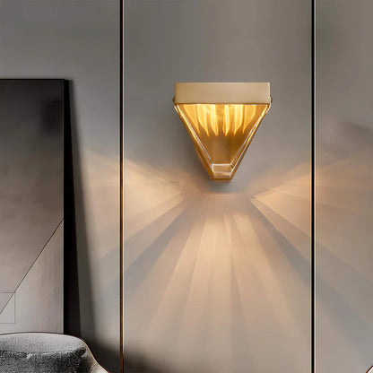 Angellamp | Stralende wandverlichting met artistiek lichtdesign