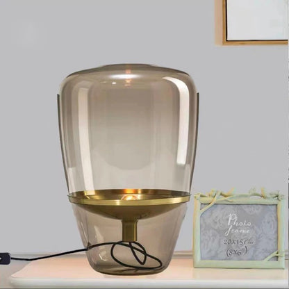 Glazen tafellamp voor de woonkamer - elegante binnenverlichting