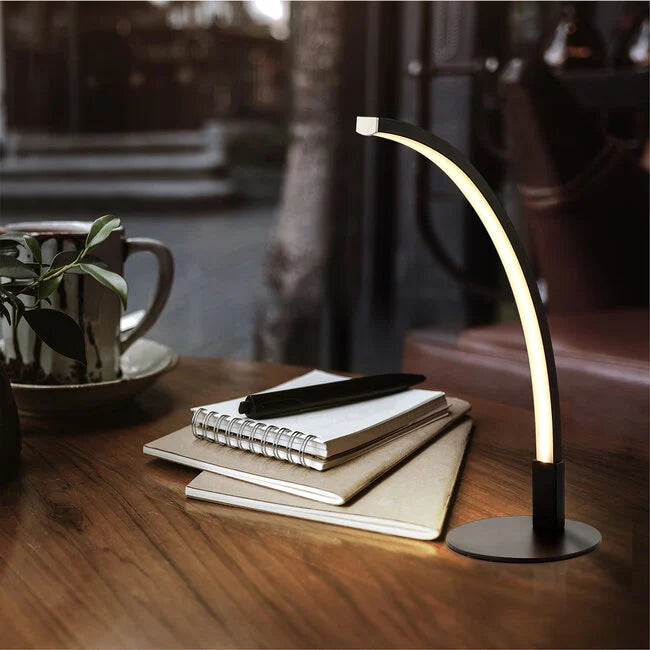Moderne tafellamp zwart incl. LED - Finn