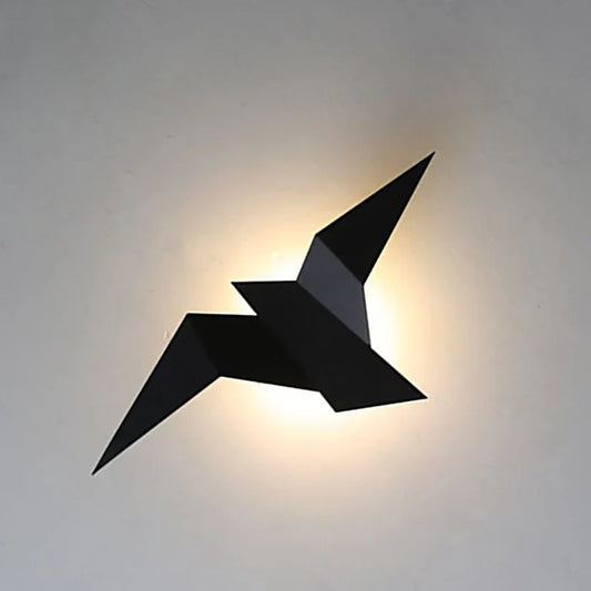 Creatief - ijzeren wandlamp in de vorm van een vogel